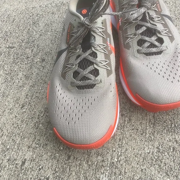 Nike Pegasus trail 5 khaki  and Orange dv3864-201 - Picture 6 of 11